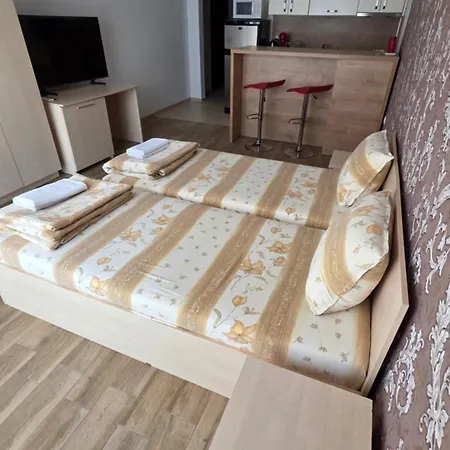 Kraev Приморско