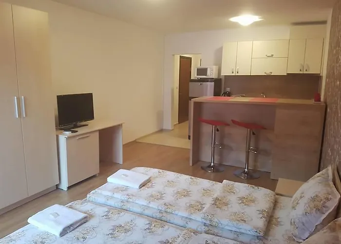 Kraev * פרימורסקו